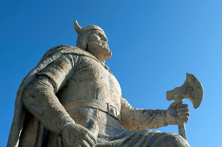 Viking statue in Gimli