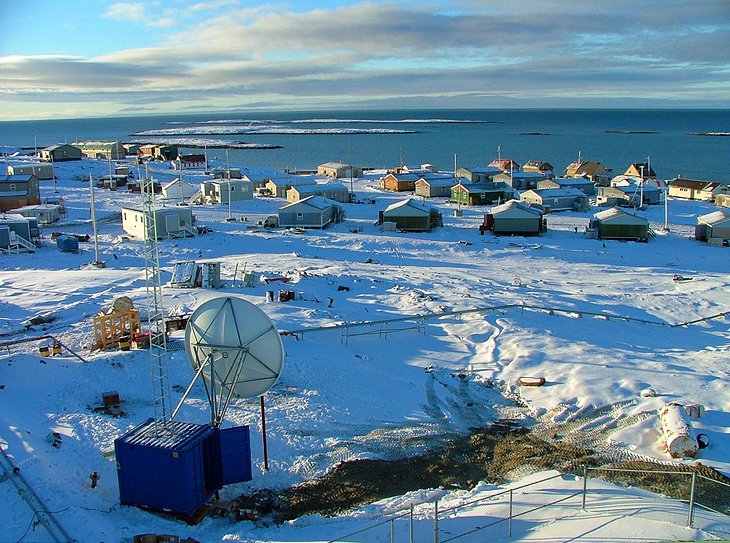 tourist attractions in nunavut canada