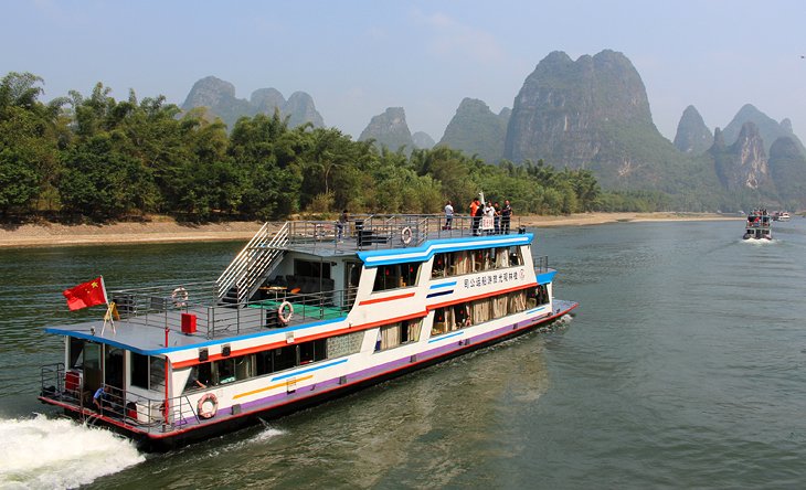 Cruise ship on the Li River