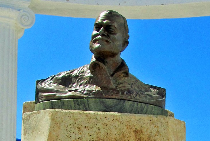 Eine Büste von Hemingway in Cojimar