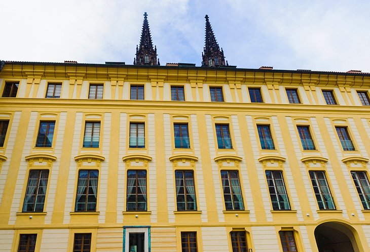 Visitando el Castillo de Praga: 9 atracciones principales, consejos y recorridos