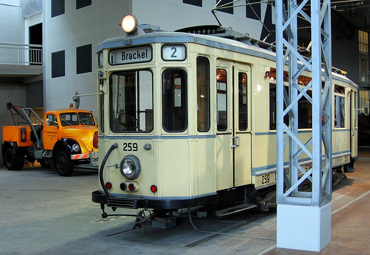 Transportmuseum en station Mooskamp