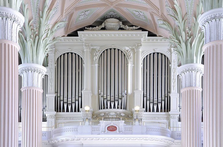 St. Nicholas Church organ