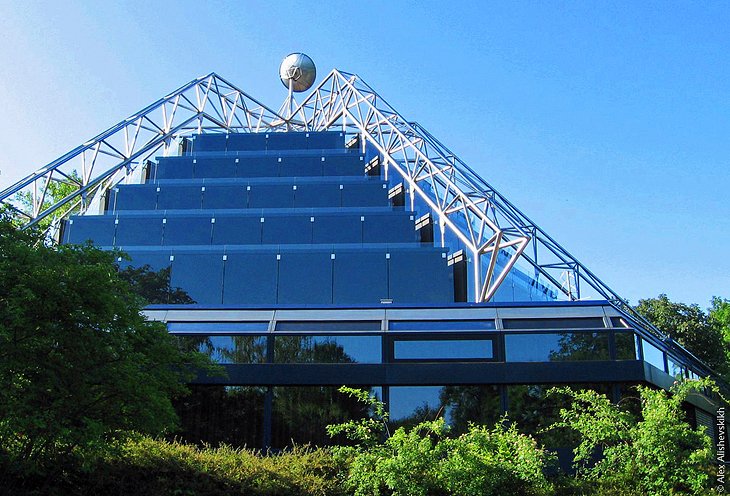 The Carl Zeiss Planetarium