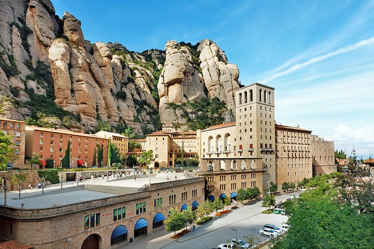 montserrat day tour from barcelona