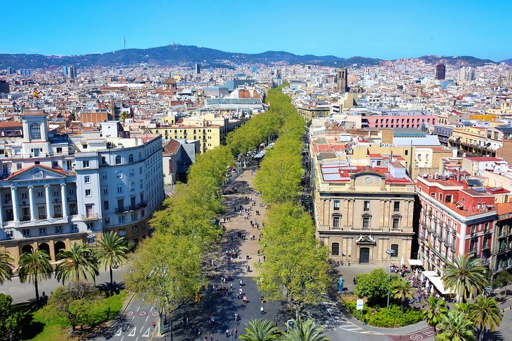 La Rambla: el eje social de Barcelona