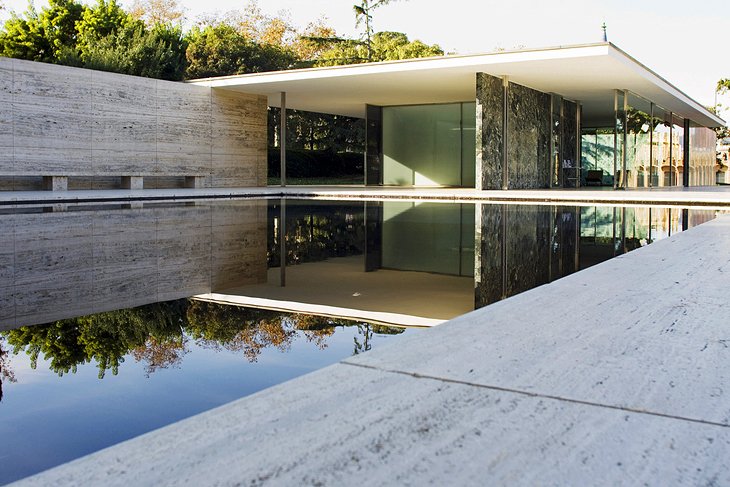 Fundació Mies Van der Rohe