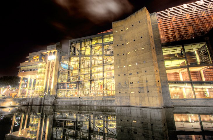 Palacio Euskalduna (Conference and Music Center)