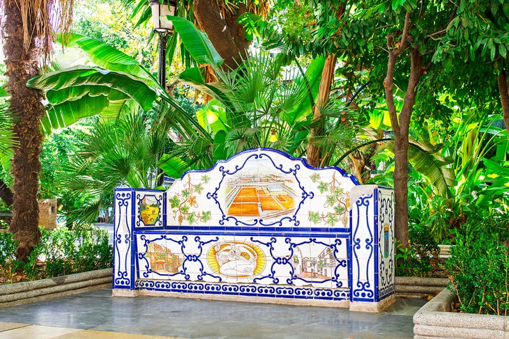 Paseo del Alameda: An Elegant 18th-Century Park