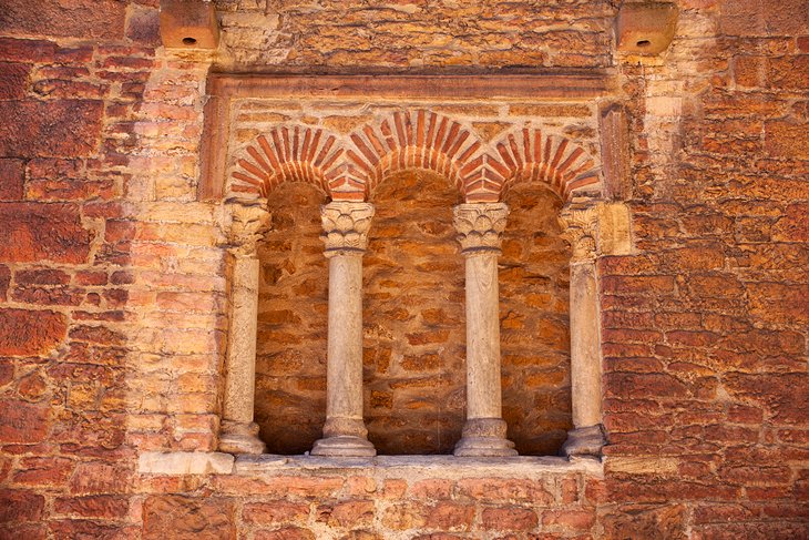 Iglesia de San Tirso el Real