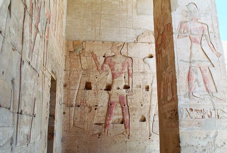 Explorando los templos de Abydos: una guía para visitantes