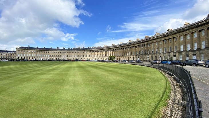 Bath's Georgian Roots and Royal Crescent