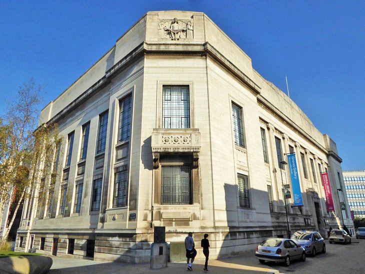 Graves Art Gallery and the Millennium Gallery