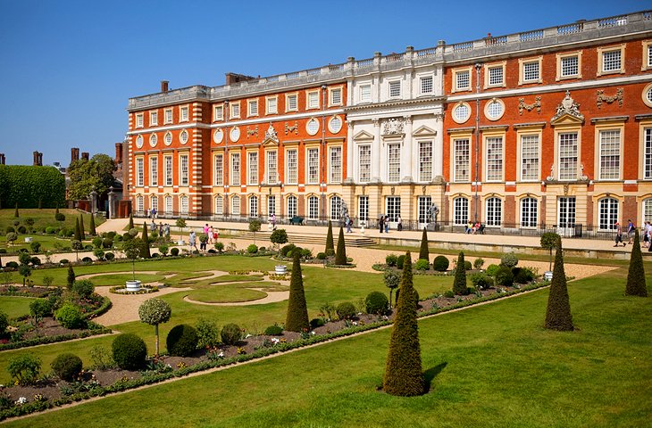 Hampton Court Palace