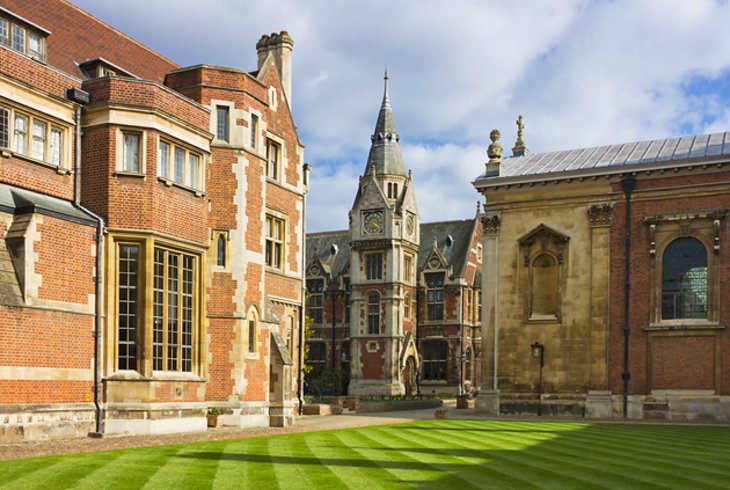 Pembroke College