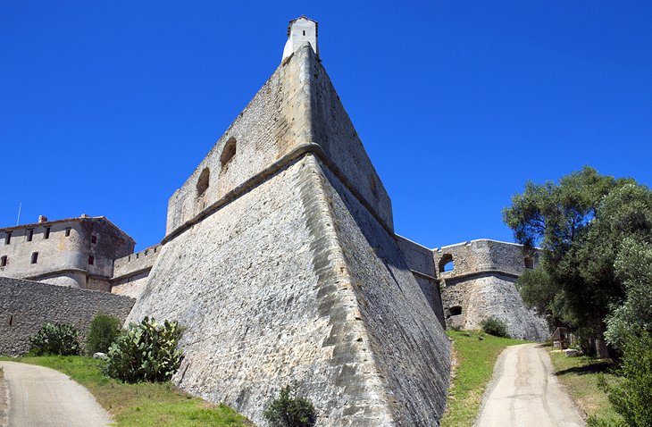 16 atracciones turísticas mejor valoradas en Antibes-Juan-les-Pins