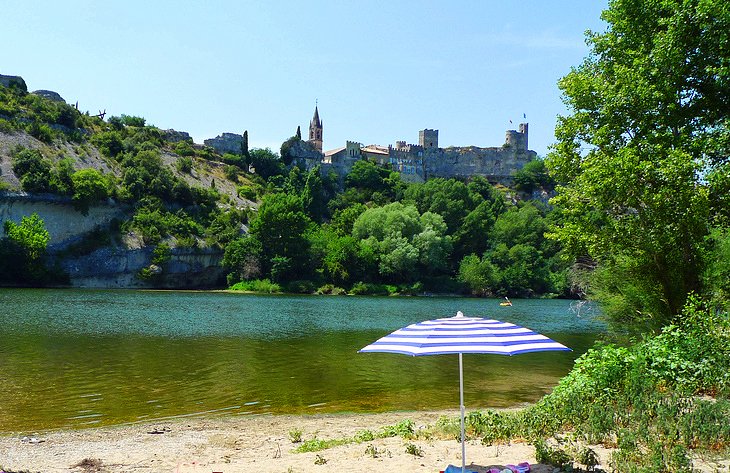 Explorando las gargantas de l&#8217;Ardeche: un trayecto en automóvil