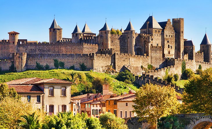 The Caussade gate - Things to see in Lautrec in France