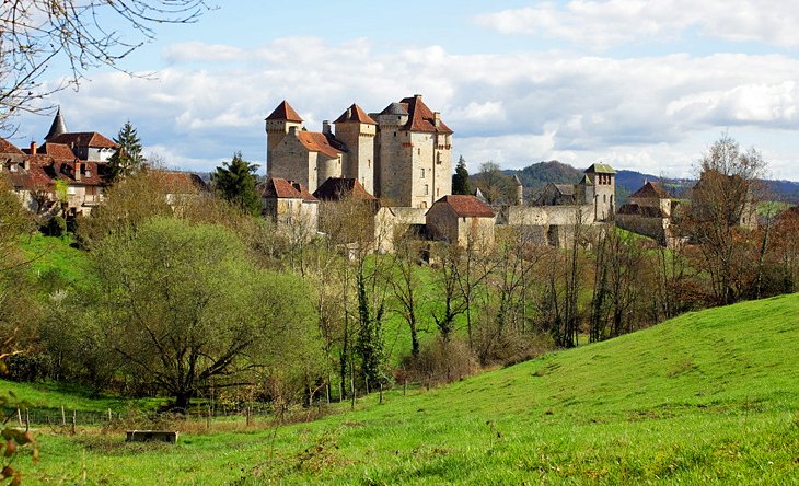 12 atracciones y lugares mejor calificados para examinar en la región de Limousin 12 atracciones y lugares mejor calificados para examinar en la región de Limousin