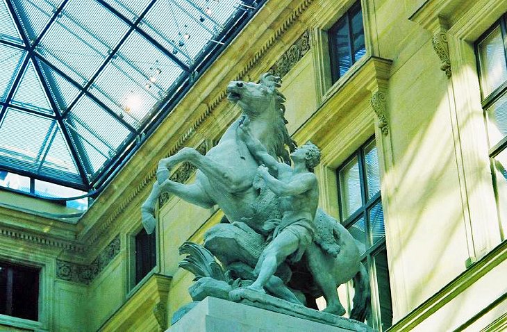 Chevaux de Marly (Richelieu Wing, Cour Marly)