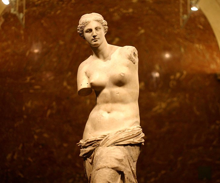 Examinar el Museo del Louvre: 15 puntos destacados, consejos y visitas guiadas
