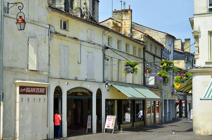 28 atracciones principales y hermosos pueblos en Poitou-Charentes