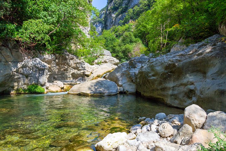 Gorges du Loup: Gorgeous Scenery & Hilltop Villages