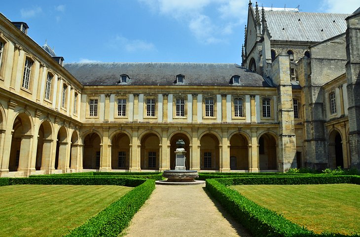 Musée Saint-Rémi