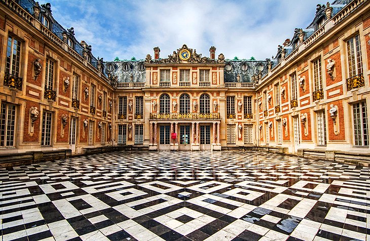 tourist attractions in versailles france