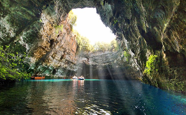 Grotte et lac de Melissani