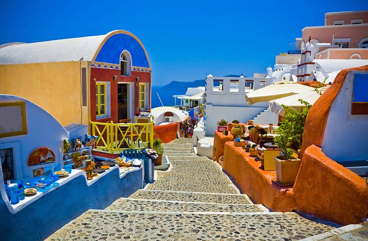 tourist activities in santorini greece