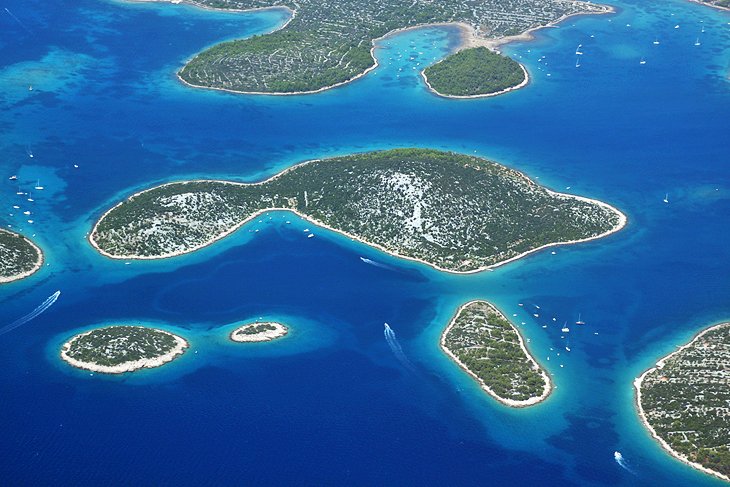 Sailing around Kornati National Park