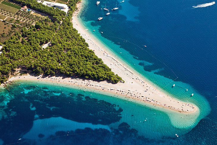 Zlatni Rat Beach