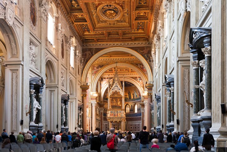 Basilica of St John Lateran (San Giovanni in Laterano) - Rome ...