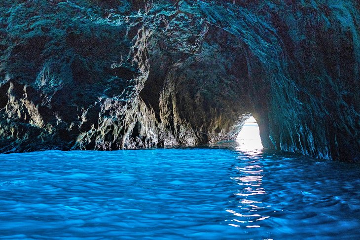 Grotta Azzurra (Blue Grotto)