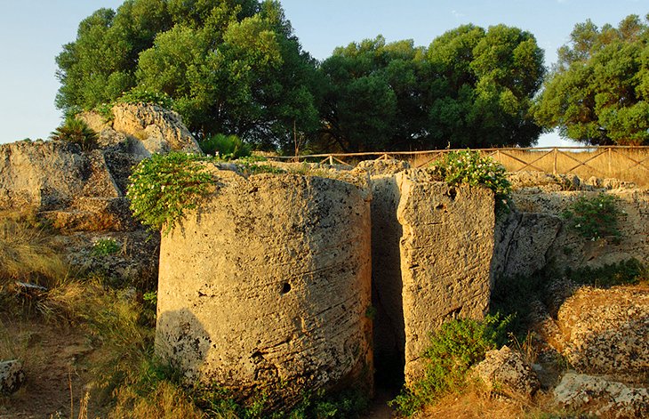 Rocche di Cusa: An Ancient Quarry
