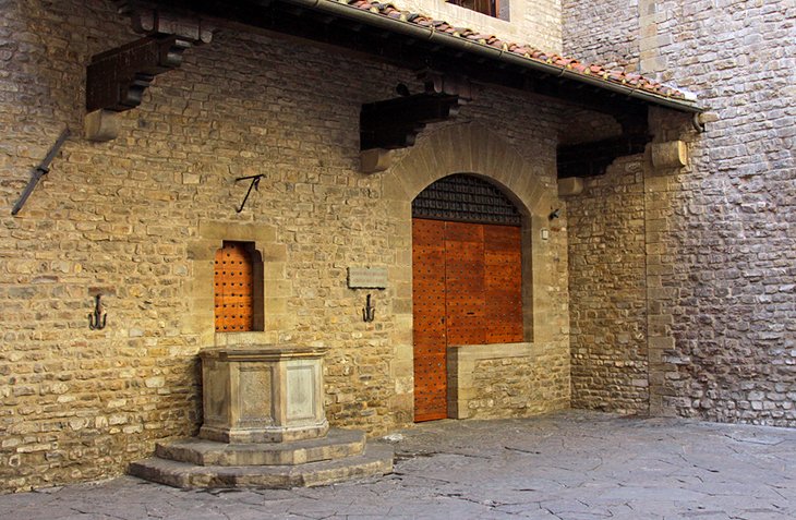 Casa de Dante (Dante's House)