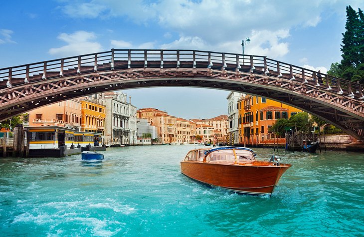 Let's Visit Must-See Destinations Along The Grand Canal In Venice - Ponte dell'Accademia and the Academy of Fine Arts