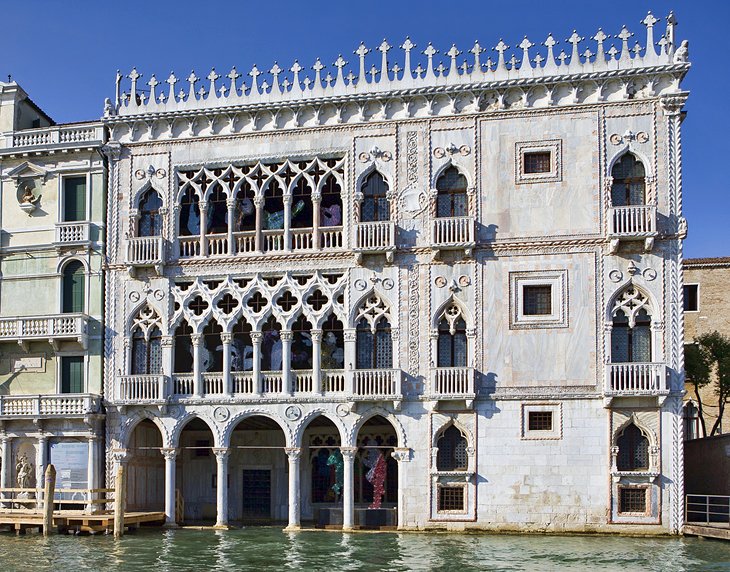 Let's Visit Must-See Destinations Along The Grand Canal In Venice - Ca' d'Oro