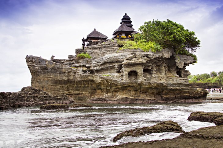 15 TopRated Tourist Attractions in Indonesia PlanetWare