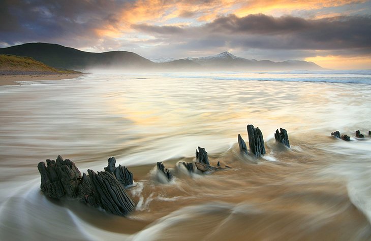 Shipwreck at Rossbeigh