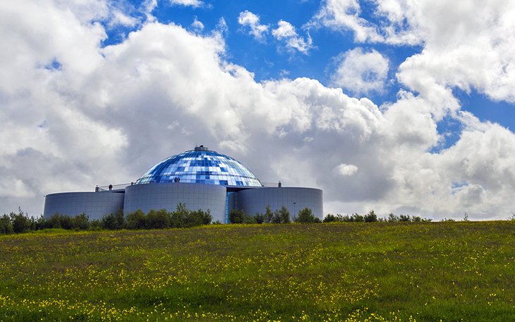 The Pearl Observatory (Perlan)
