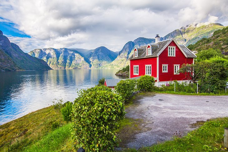 15 Top-Rated Tourist Attractions Norway | PlanetWare