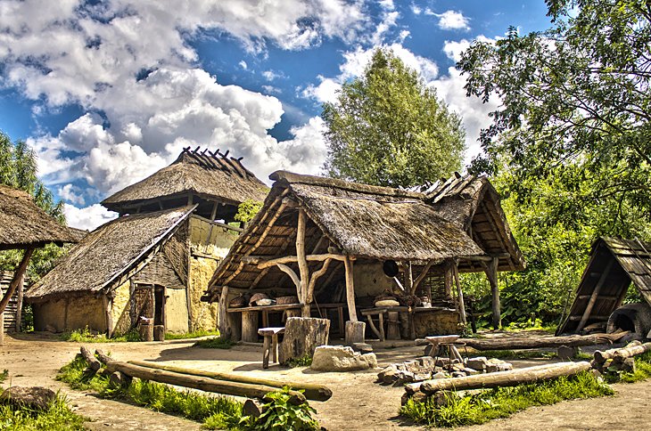 PreHistorisch Dorp (Prehistoric Village)