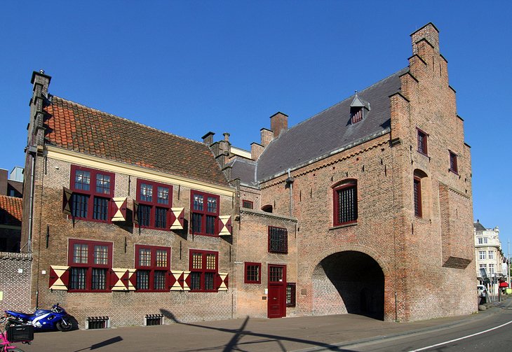 Le musée de la porte de la prison (Gevangenpoort)