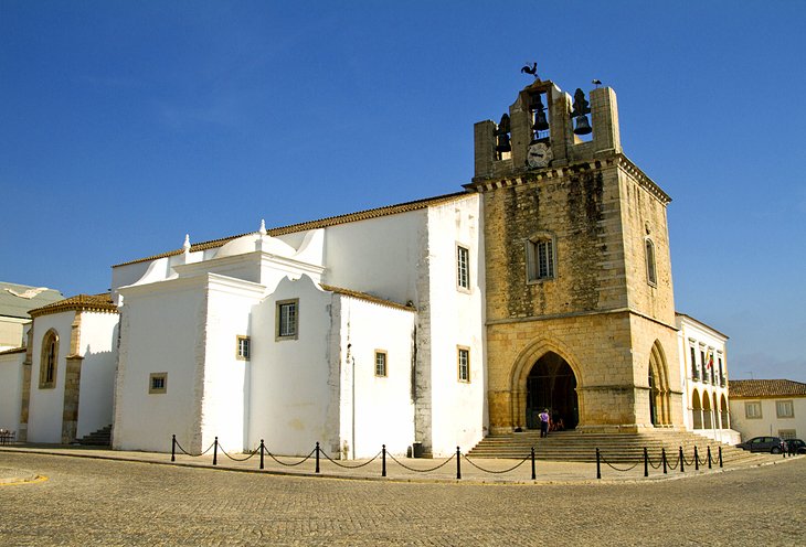 Sé (Cathedral)