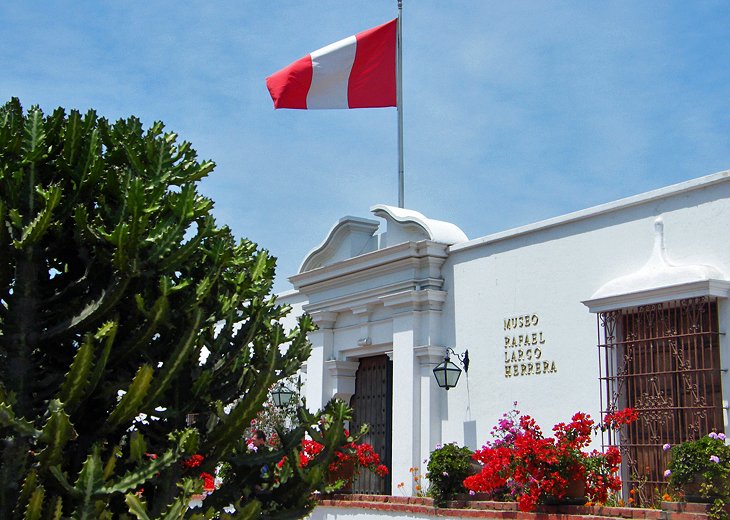 12 atracciones turísticas mejor valoradas en Lima 12 atracciones turísticas mejor valoradas en Lima