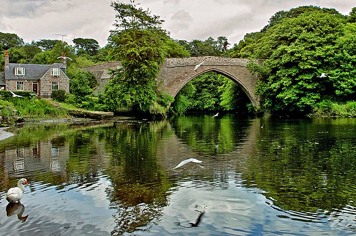 Brig o'Balgownie: Scotland's Oldest Bridge