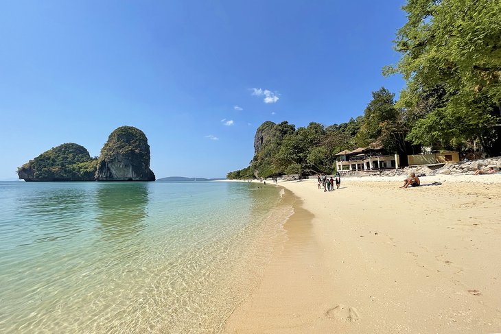 Plage de la grotte de Phra Nang, province de Krabi