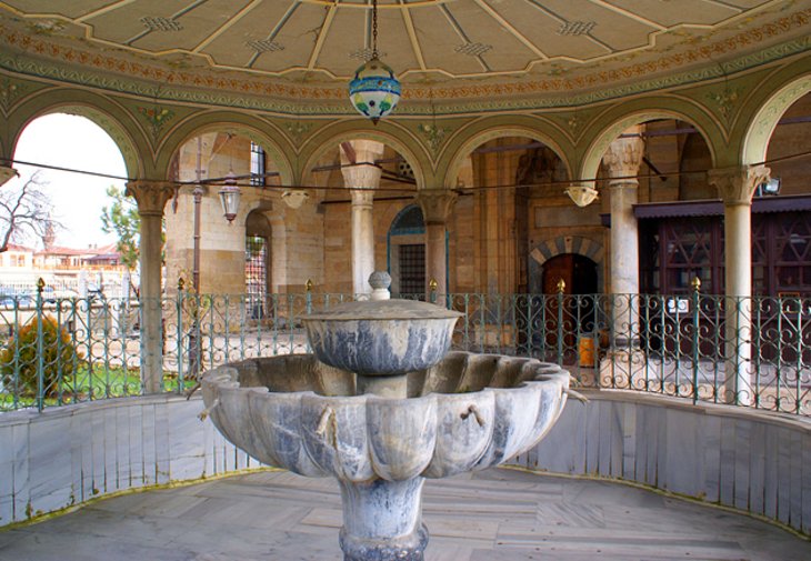 Marble fountain at the Mevlana Museum